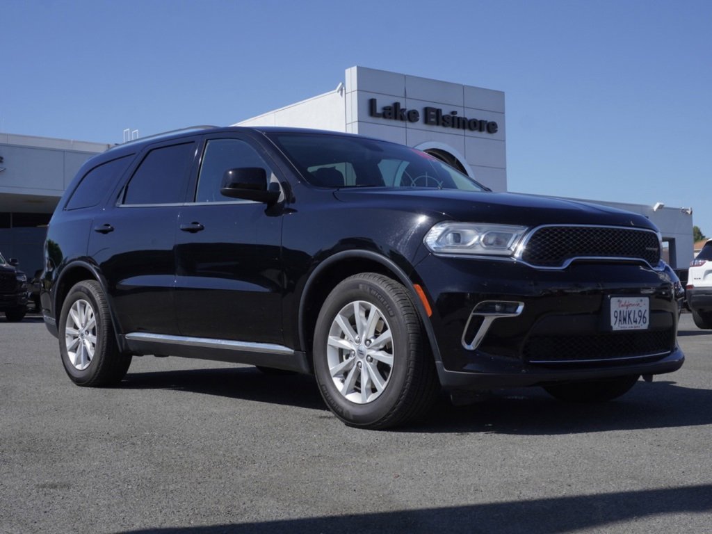 Certified 2022 Dodge Durango SXT image 2