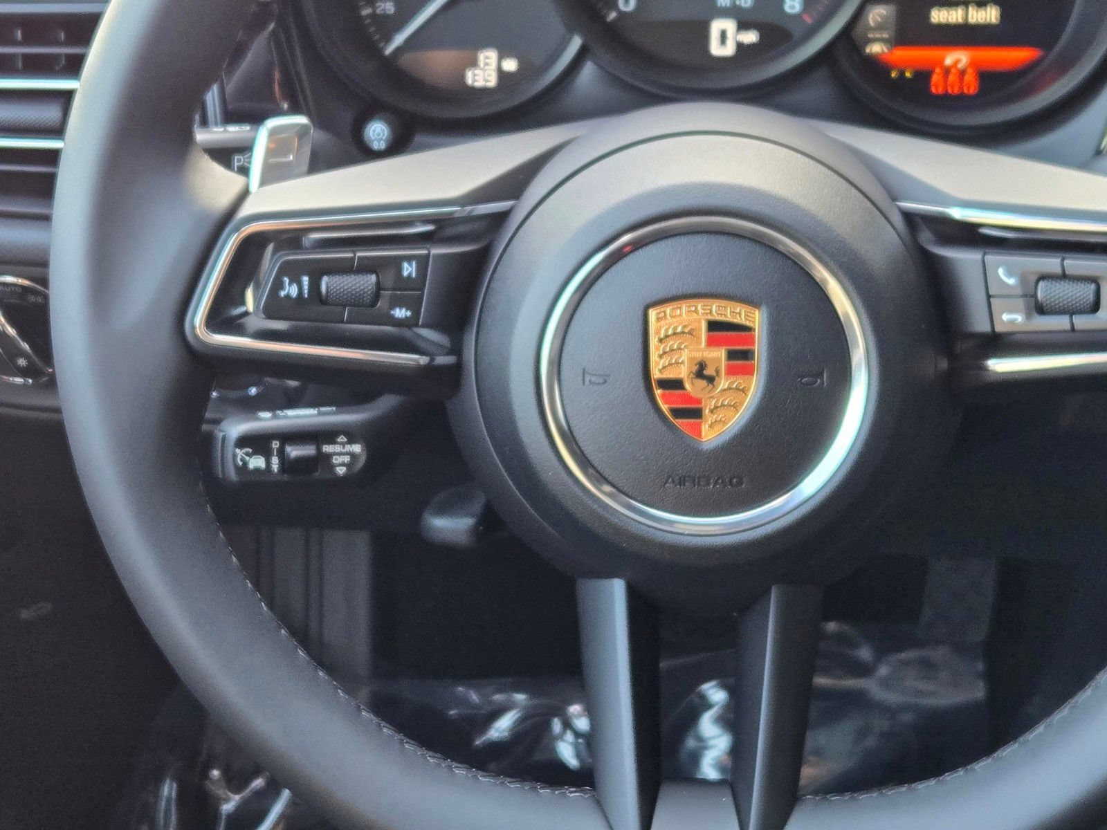 New 2026 Porsche Macan AWD/4WD image 17