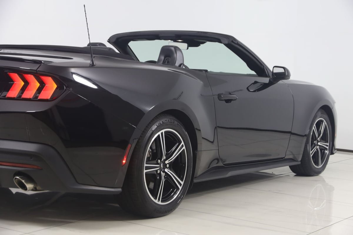 Used 2024 Ford Mustang Premium RWD image 57