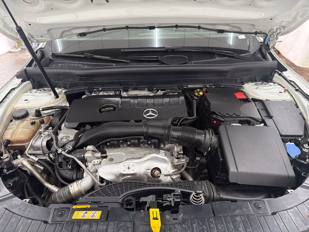 Certified 2021 Mercedes-Benz GLB 250 image 13