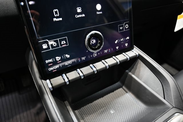 New 2026 GMC Terrain Elevation w/ Elevation Premium Package image 17