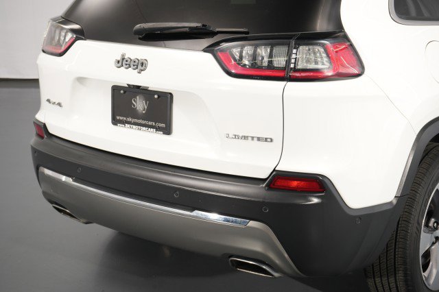 Used 2019 Jeep Cherokee Limited w/ Luxury Group AWD/4WD image 12