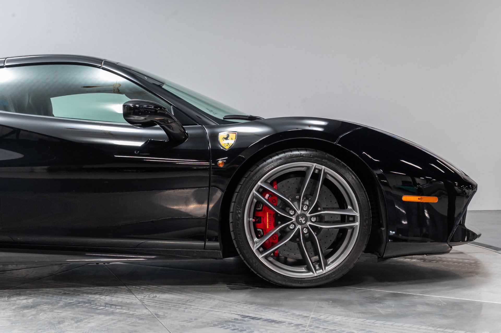 Used 2016 Ferrari 488 Spider RWD image 25