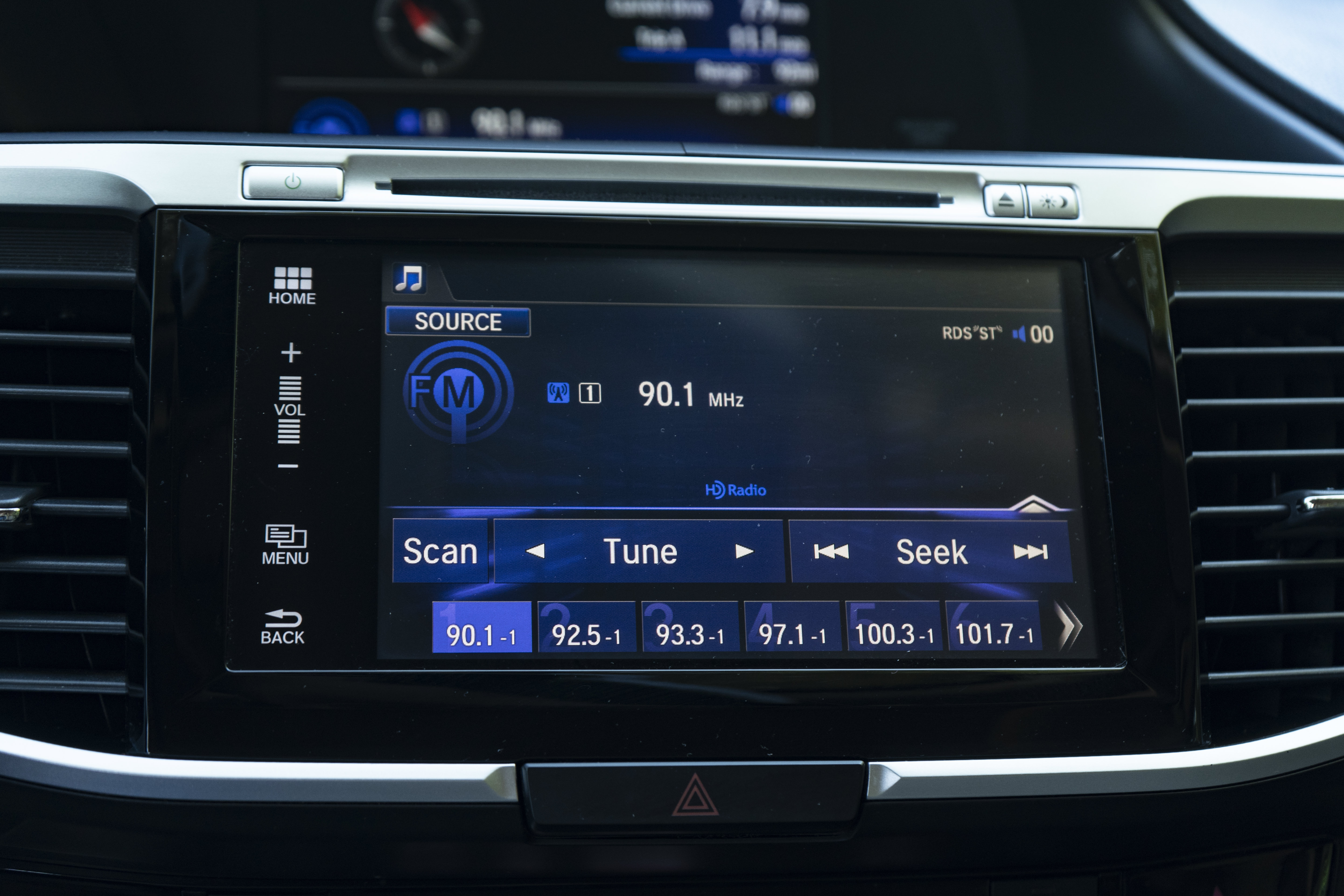 Used 2016 Honda Accord EX-L image 33