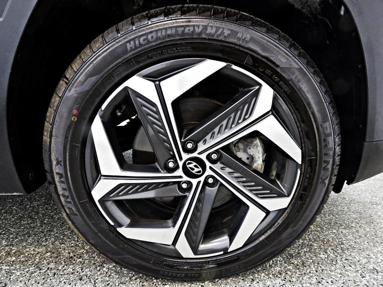 Used 2022 Hyundai Tucson Limited image 23