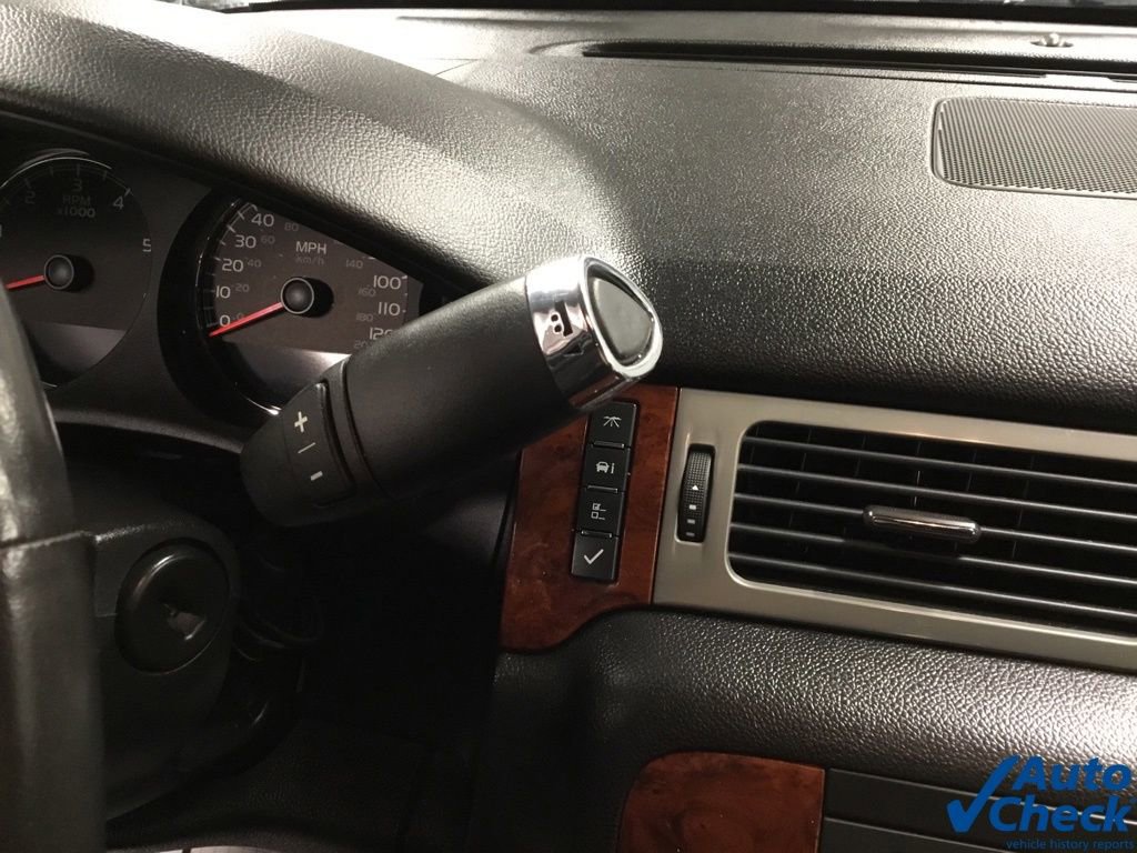 Used 2012 Chevrolet Avalanche LTZ image 50