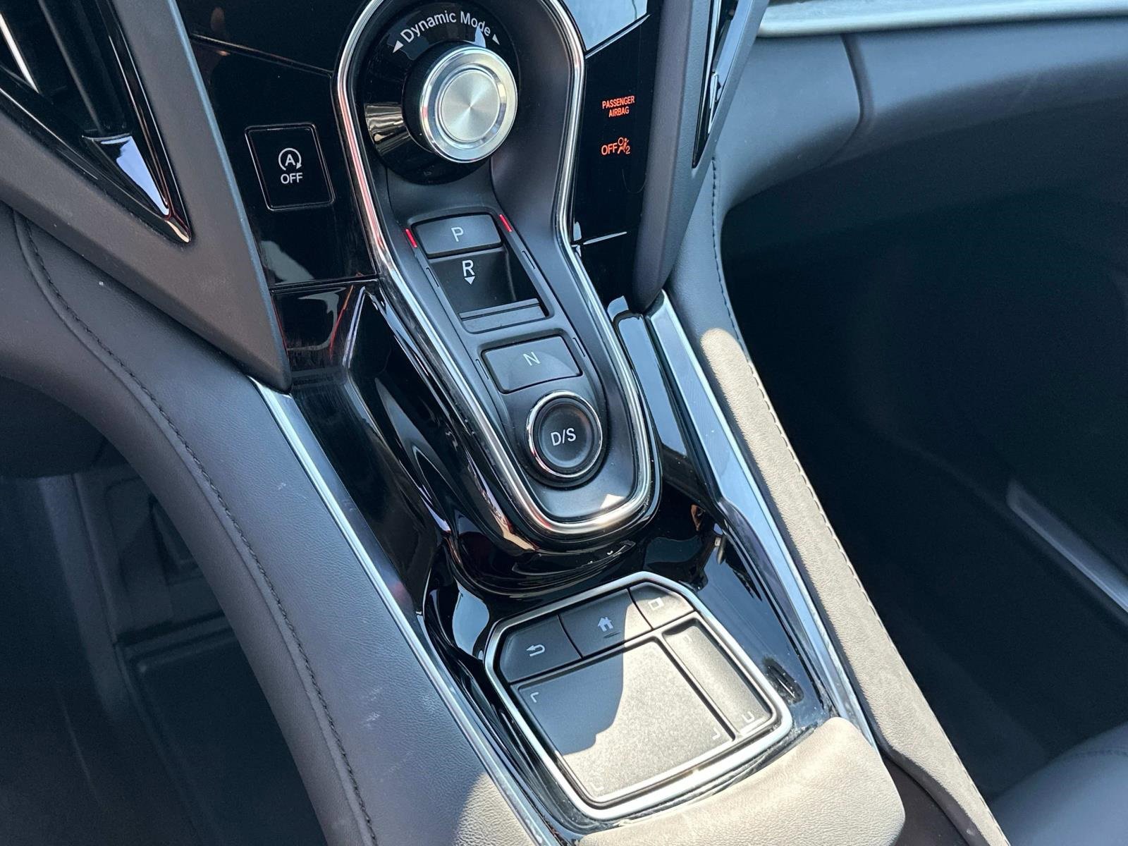 Used 2024 Acura RDX SH-AWD image 14