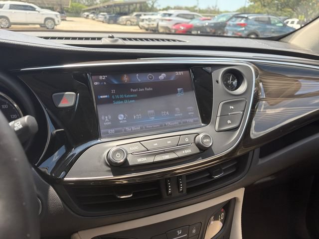 Used 2020 Buick Envision Essence FWD image 10