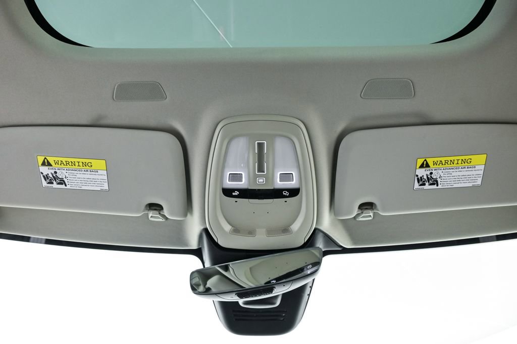 Certified 2024 Volvo V60 B5 Cross Country Ultimate image 21