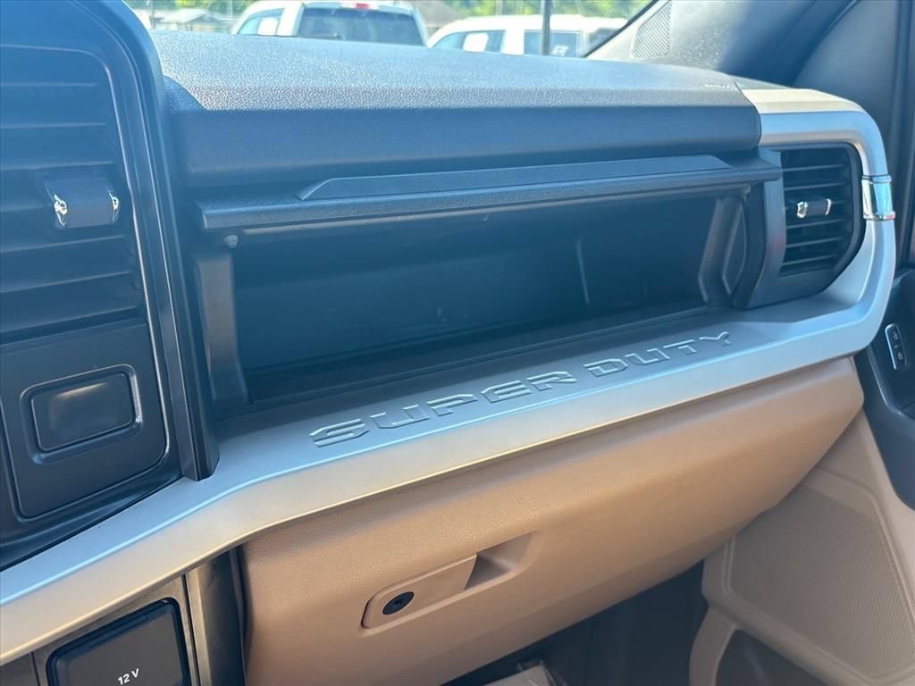 Used 2024 Ford F450 XLT w/ FX4 Off-Road Package AWD/4WD image 37