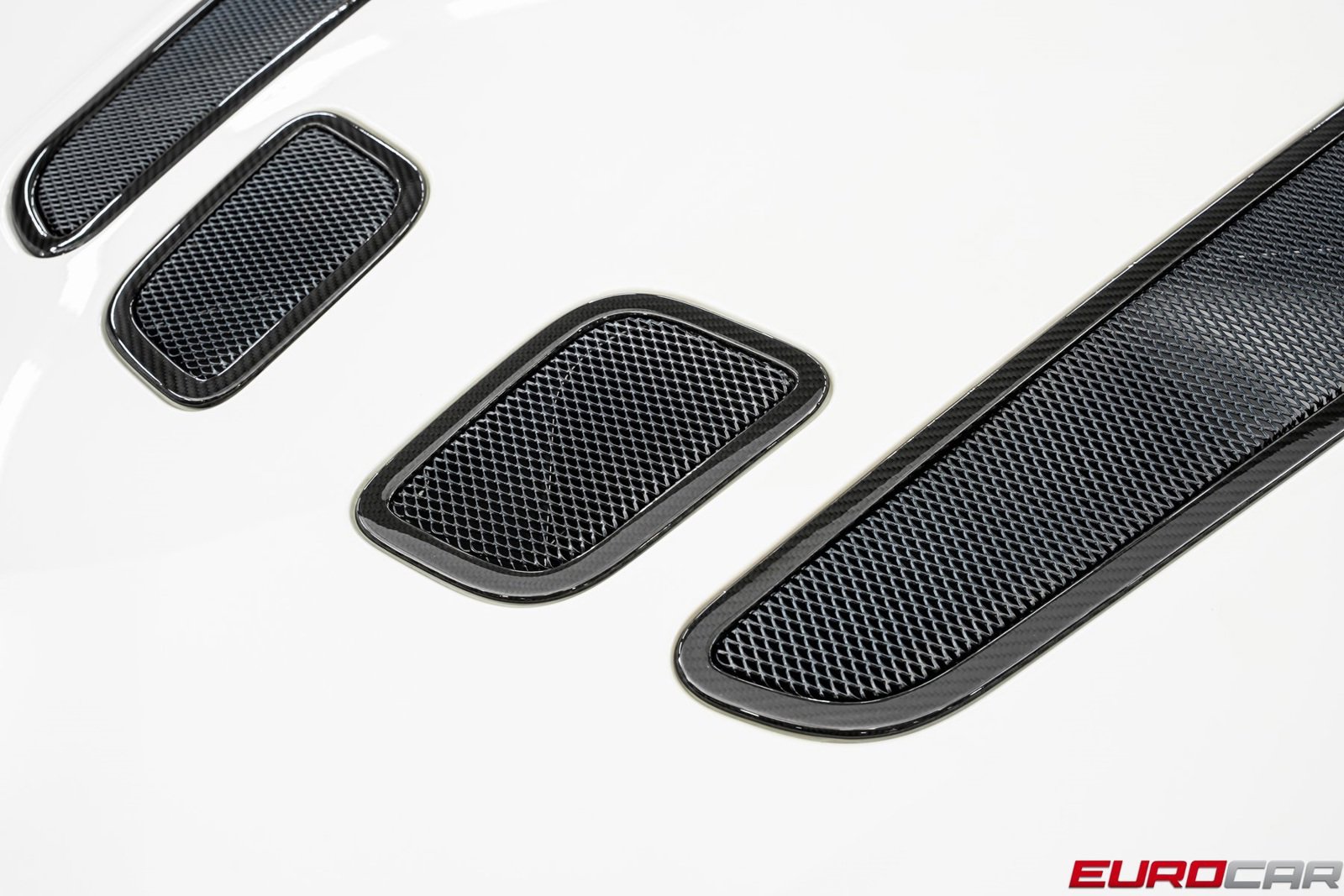 Used 2017 Aston Martin V12 Vantage S image 10