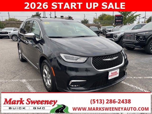 Used 2023 Chrysler Pacifica Limited image 4