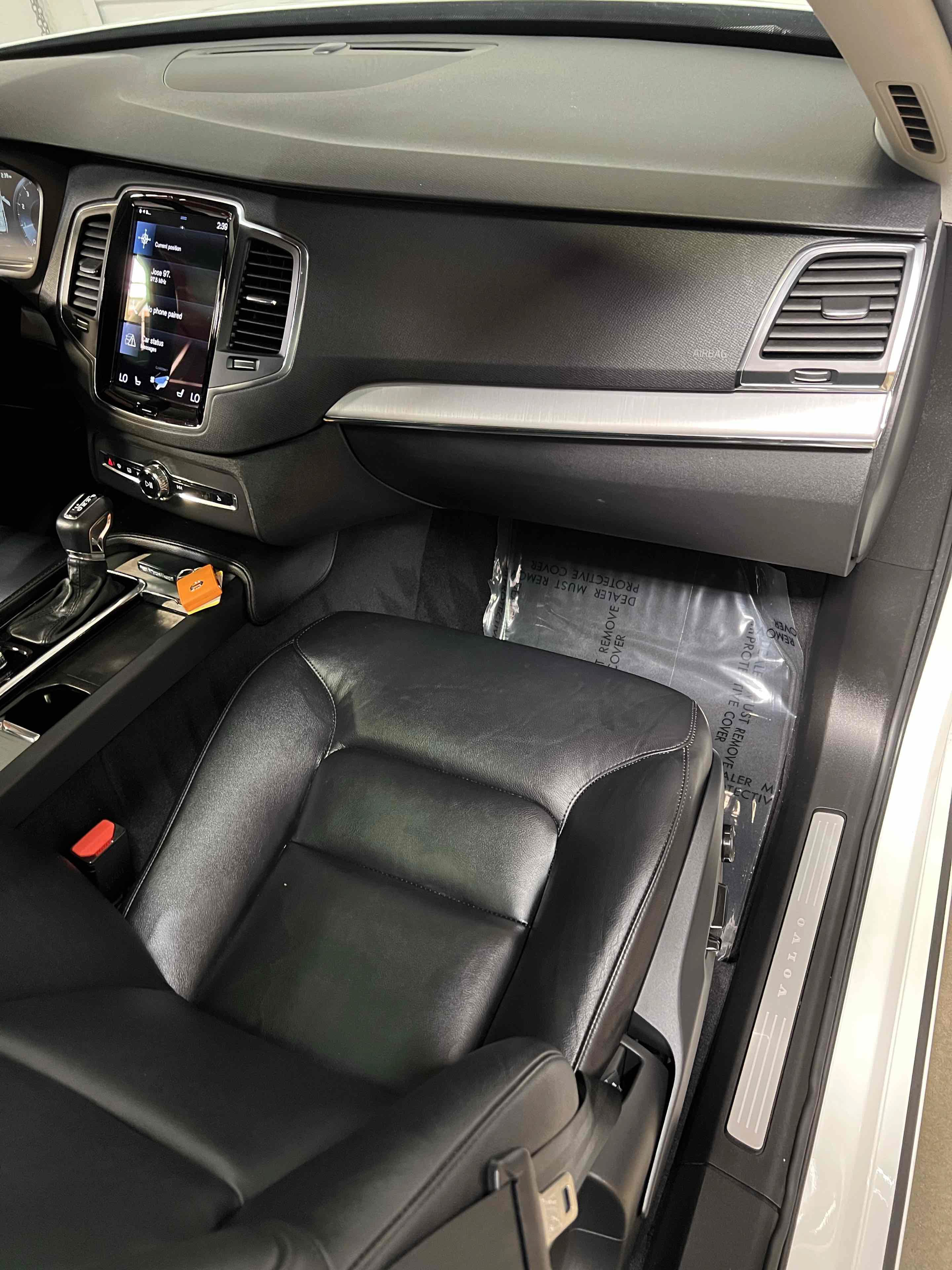 Used 2022 Volvo XC90 T5 Momentum AWD/4WD image 33