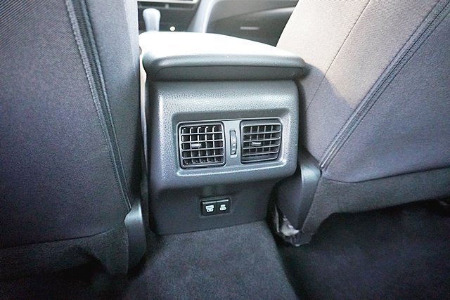 Used 2026 Toyota Camry Hybrid FWD image 26