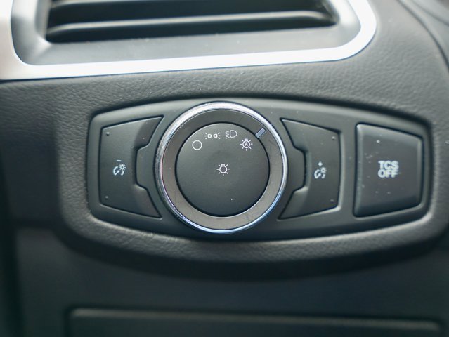 Used 2024 Ford Edge SEL image 25