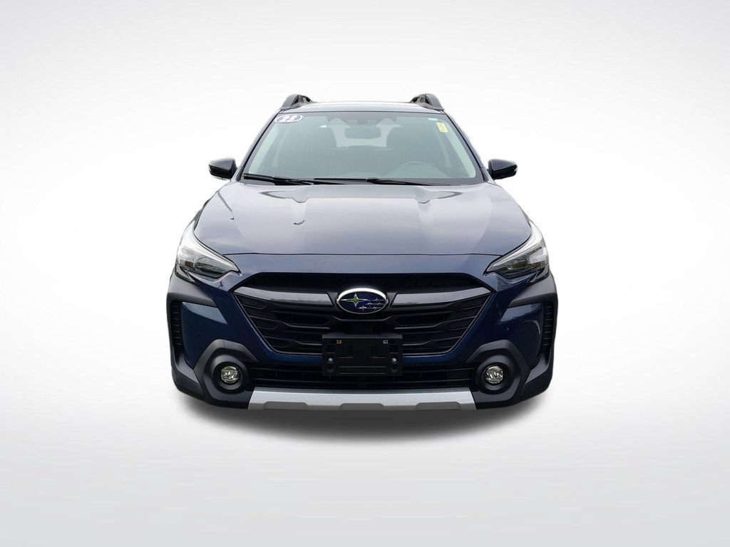 Used 2023 Subaru Outback Limited AWD/4WD image 2