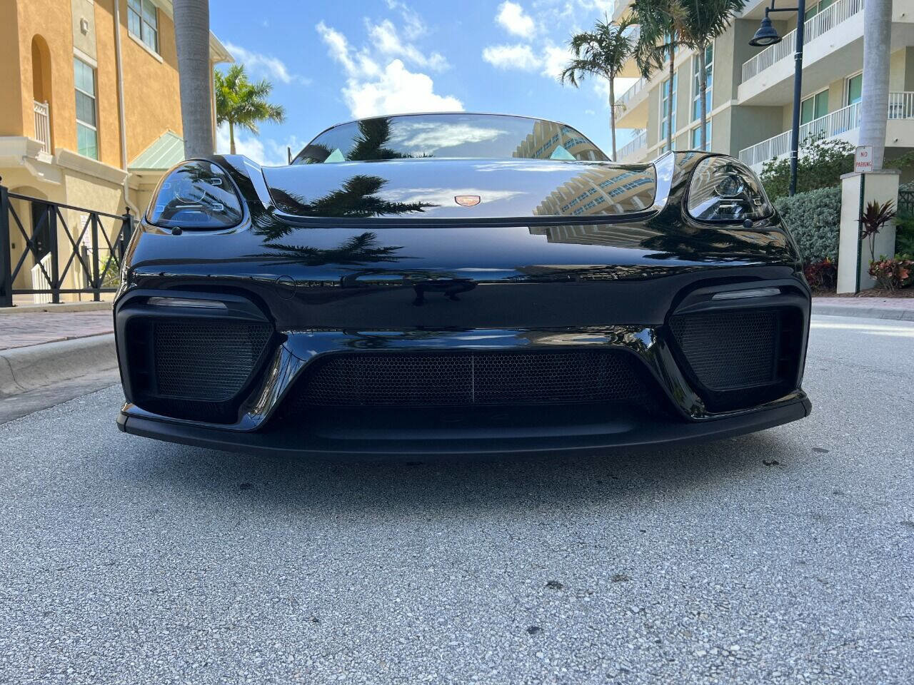 Used 2021 Porsche 718 Cayman GT4 image 22