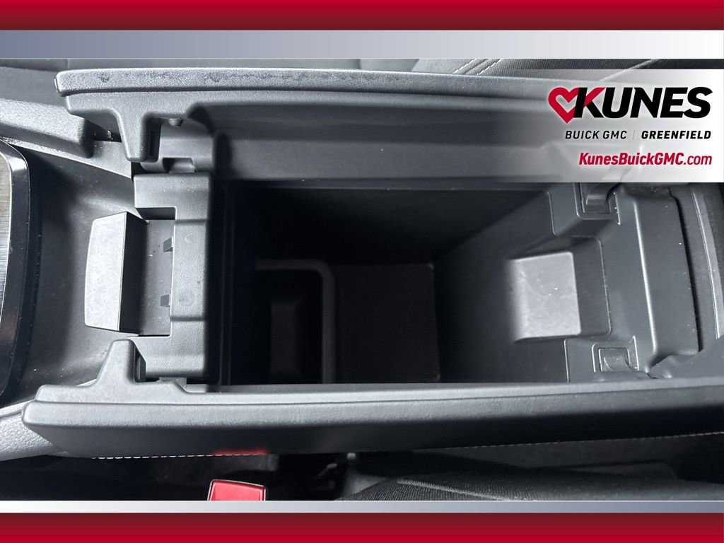 Used 2023 Nissan Rogue S image 40