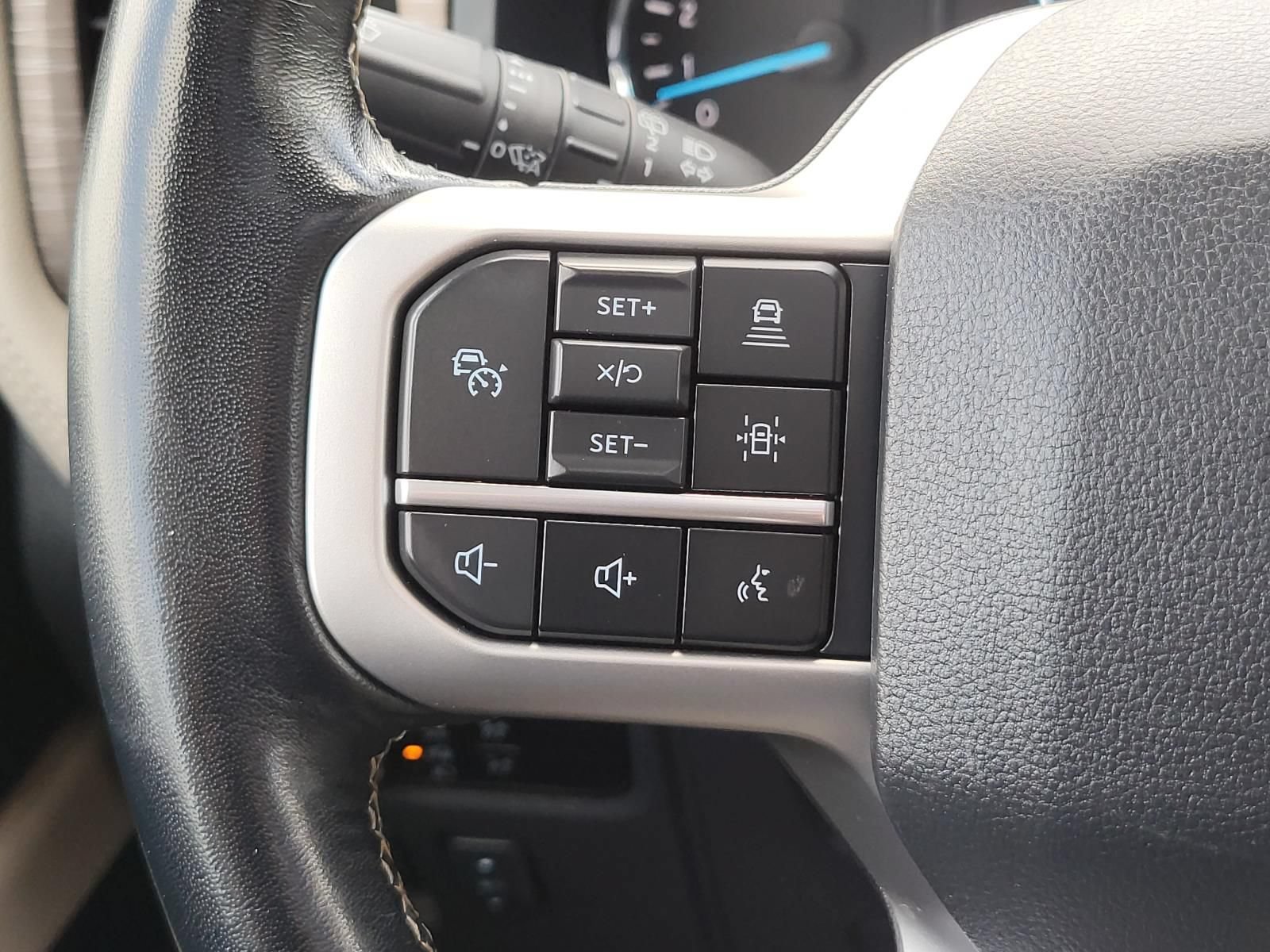 Used 2023 Ford Expedition Max Limited AWD/4WD image 32