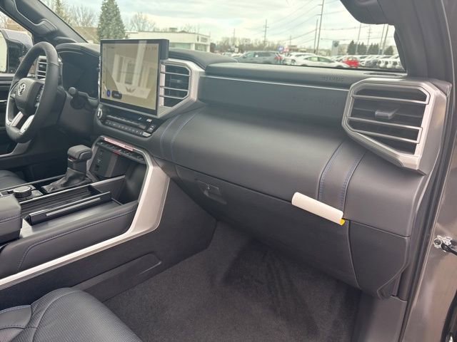 Used 2025 Toyota Tundra Platinum image 37