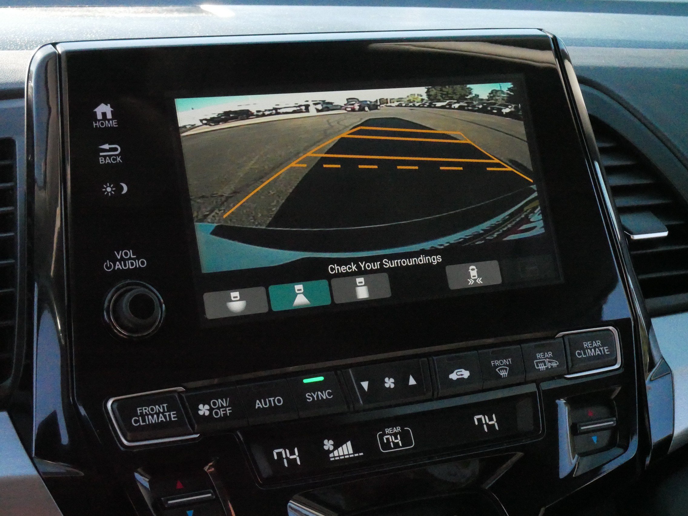 Used 2018 Honda Odyssey Touring image 29