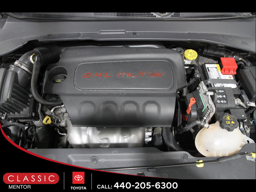 Used 2022 Jeep Compass Trailhawk w/ Trailhawk Convenience Group AWD/4WD image 19