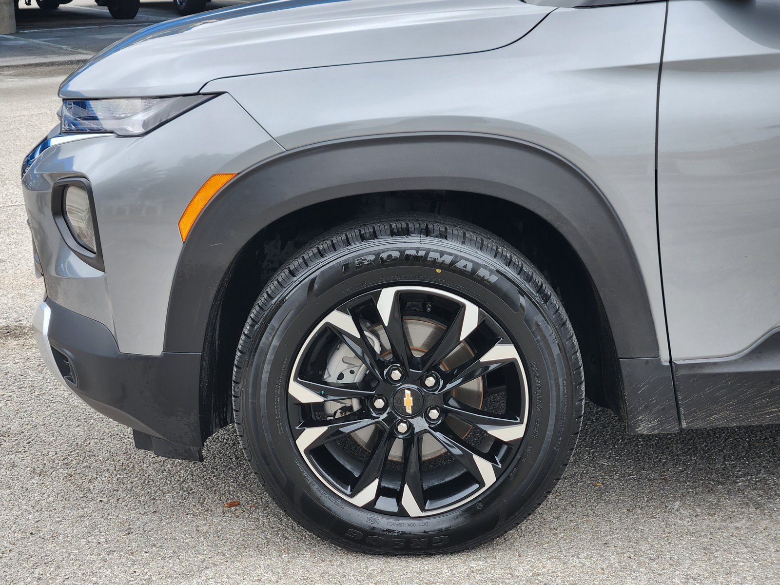 Used 2023 Chevrolet TrailBlazer LT FWD image 25