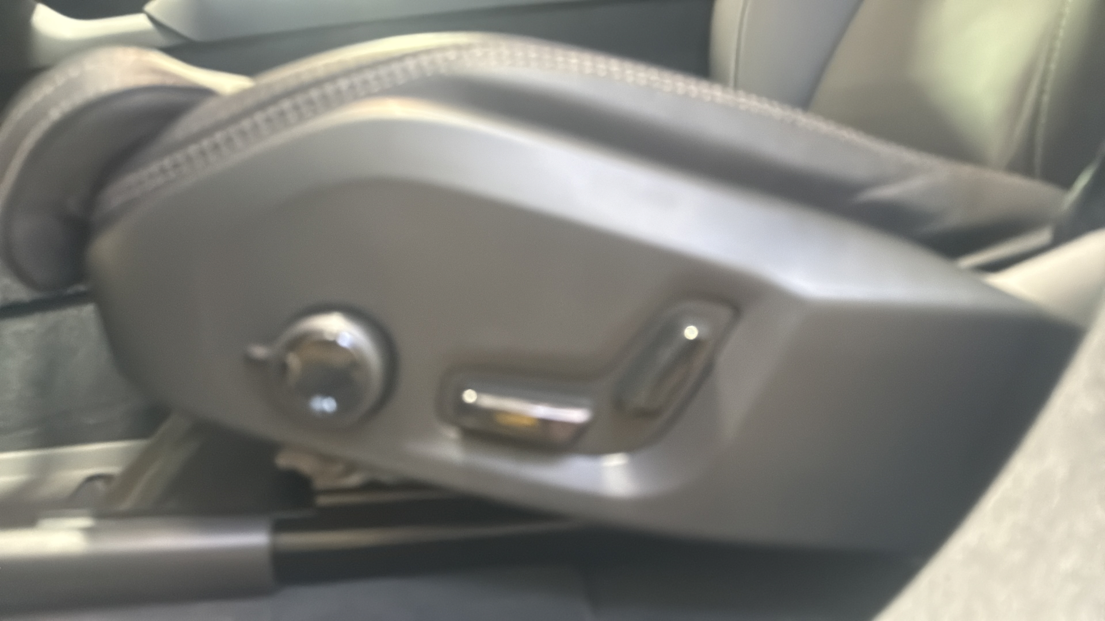 New 2027 Volvo XC90 B6 Ultra AWD/4WD image 11