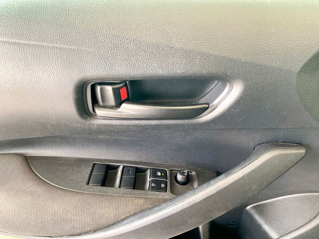 Used 2024 Toyota Corolla LE FWD image 13