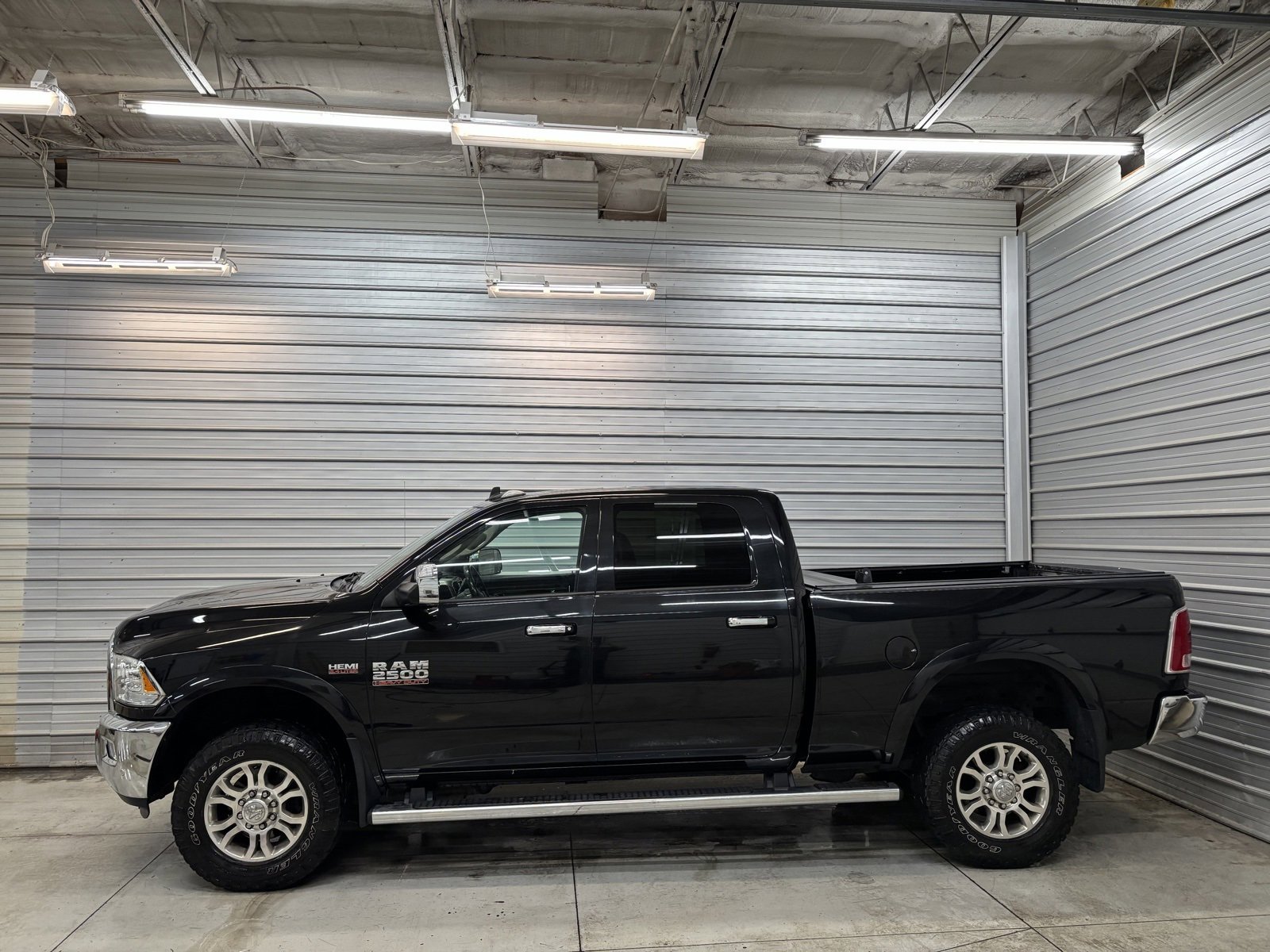 Used 2018 RAM 2500 Laramie w/ Snow Chief Group image 10