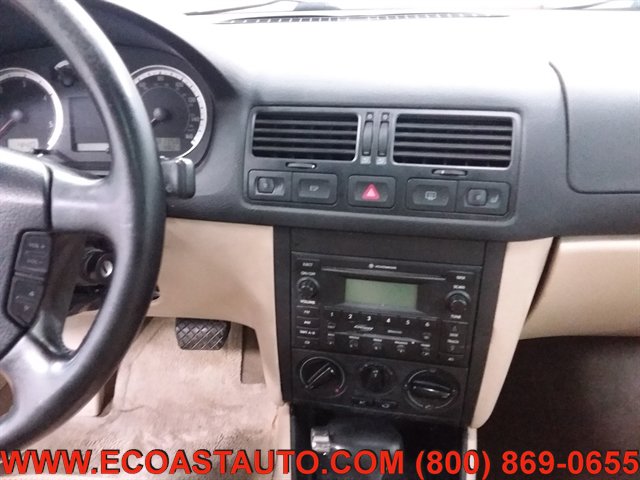 Used 2004 Volkswagen Jetta GLS TDI FWD image 12