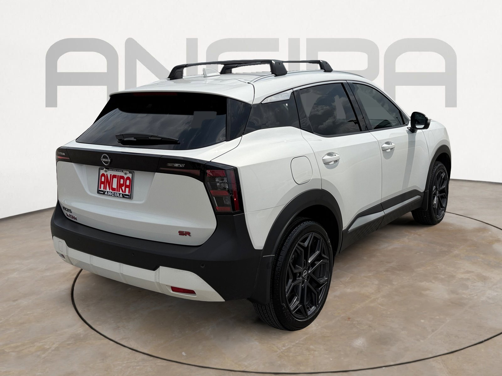 Used 2025 Nissan Kicks SR FWD image 11