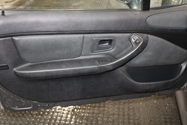 Used 2002 BMW Z3 2.5i RWD image 9