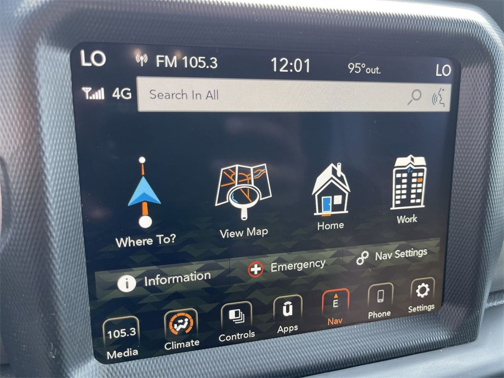 Used 2022 Jeep Wrangler Unlimited Sahara image 18