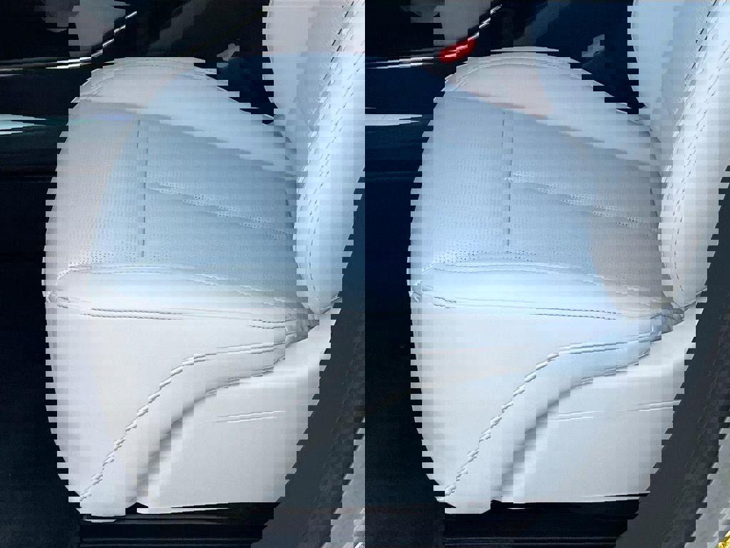 New 2026 Cadillac Lyriq Sport w/ LPO, Floor Liner Package image 19