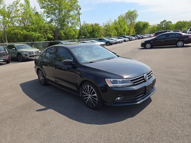 Used 2015 Volkswagen Jetta Sport FWD image 4
