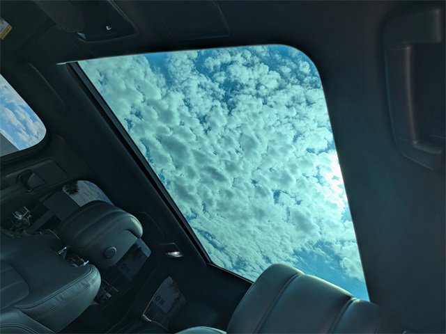 Used 2022 Land Rover Range Rover Sport SE image 22