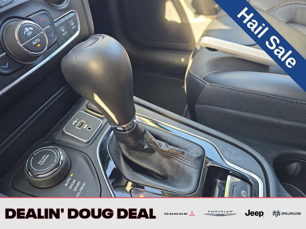 Used 2023 Jeep Cherokee Altitude Lux image 24