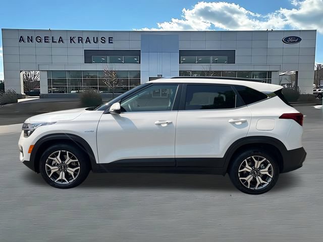Used 2021 Kia Seltos EX AWD/4WD image 4
