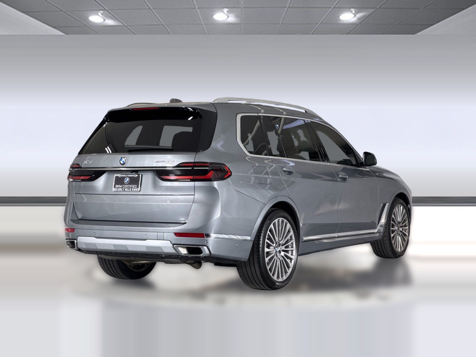Certified 2024 BMW X7 xDrive40i w/ Parking Assistance Package AWD/4WD image 9