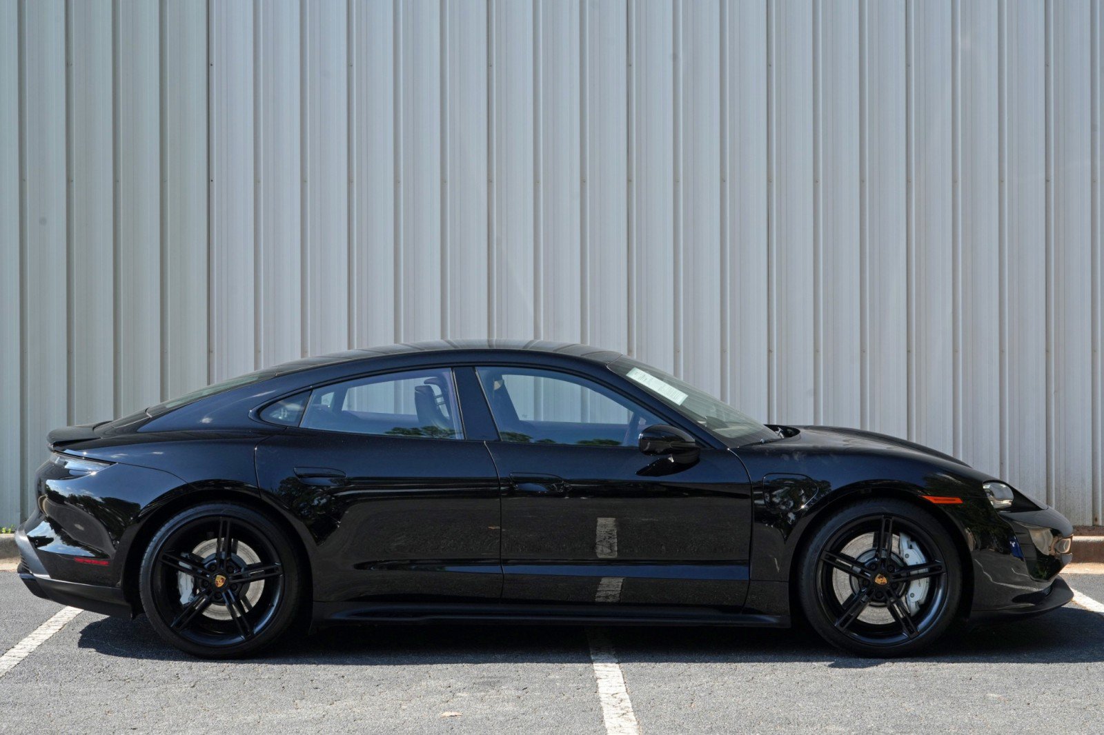 Used 2024 Porsche Taycan GTS w/ Premium Package (P6U) AWD/4WD image 59