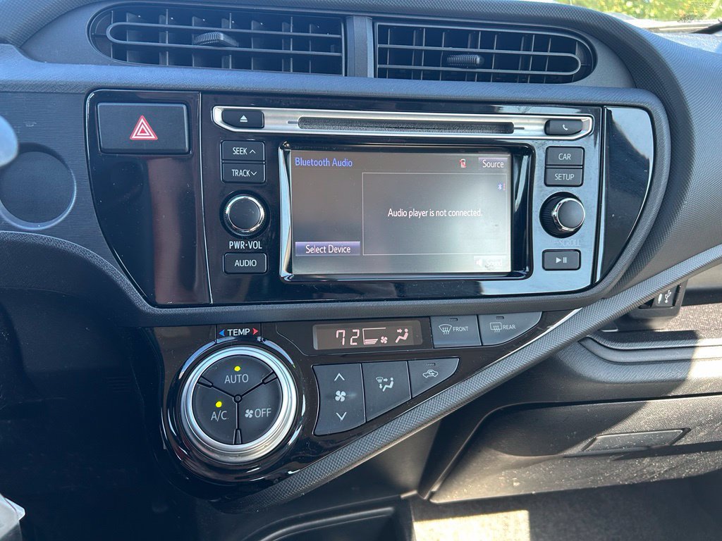 Used 2017 Toyota Prius C One FWD image 17