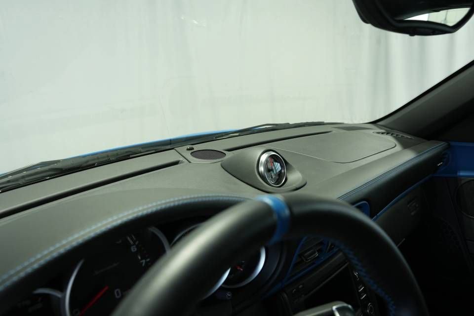 Used 2011 Porsche 911 Speedster image 16