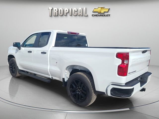 New 2026 Chevrolet Silverado 1500 Custom image 3