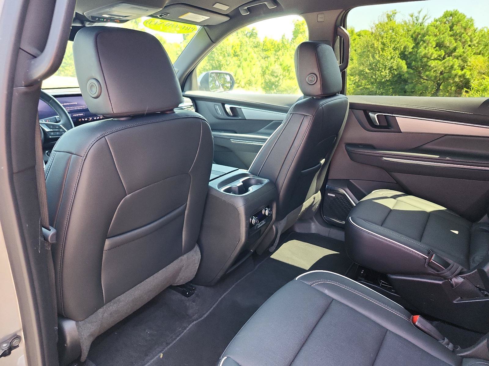 Used 2025 Buick Enclave Preferred w/ Trailering Package, 5000 lbs. FWD image 10