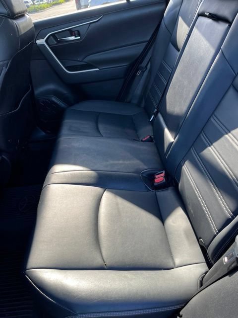 Used 2021 Toyota RAV4 XLE Premium AWD/4WD image 11