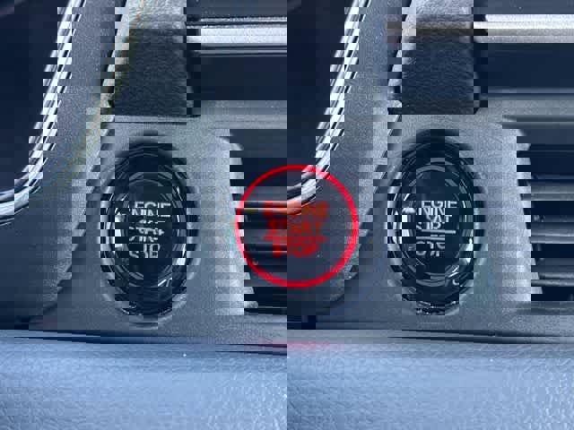 Used 2023 Honda Pilot Touring image 11