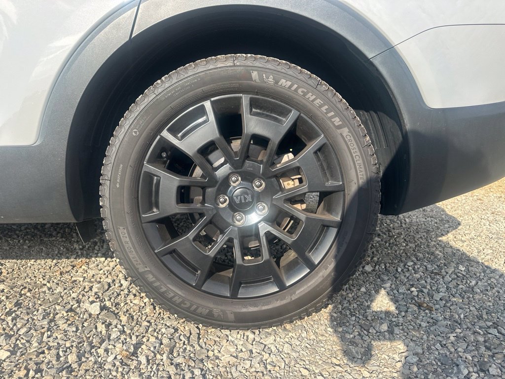 Used 2021 Kia Telluride EX w/ EX Premium Package AWD/4WD image 9