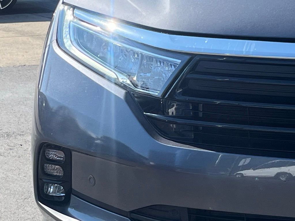 Used 2021 Honda Odyssey Touring image 2