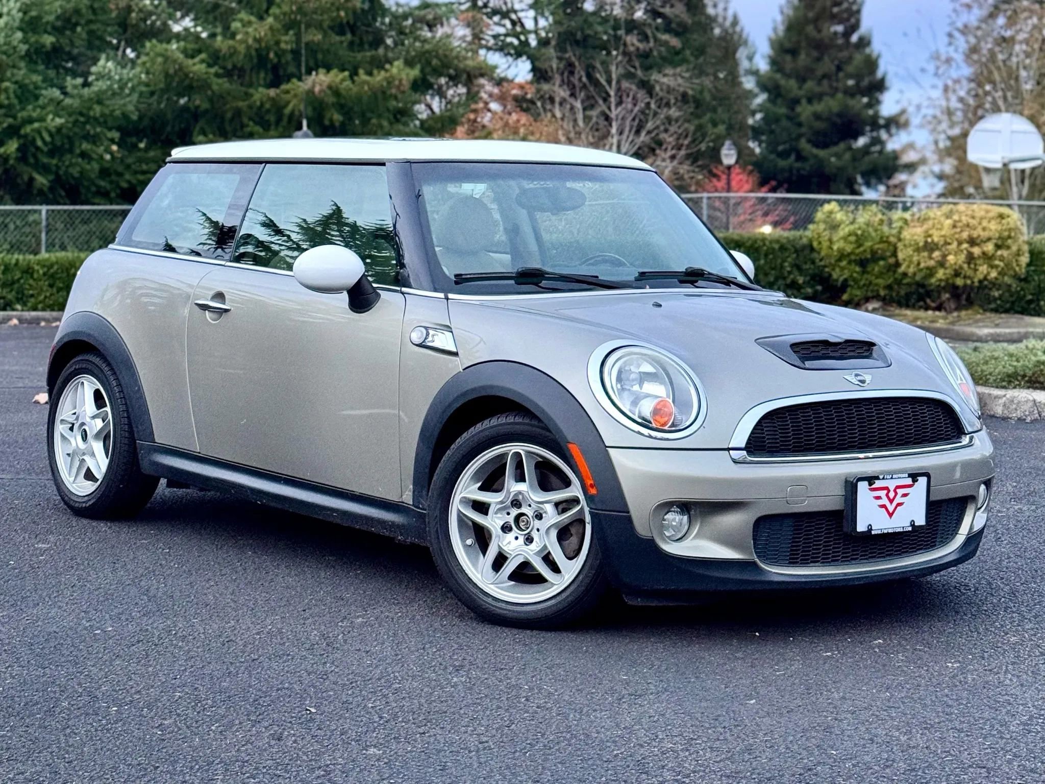 Used 2010 MINI Cooper S image 8